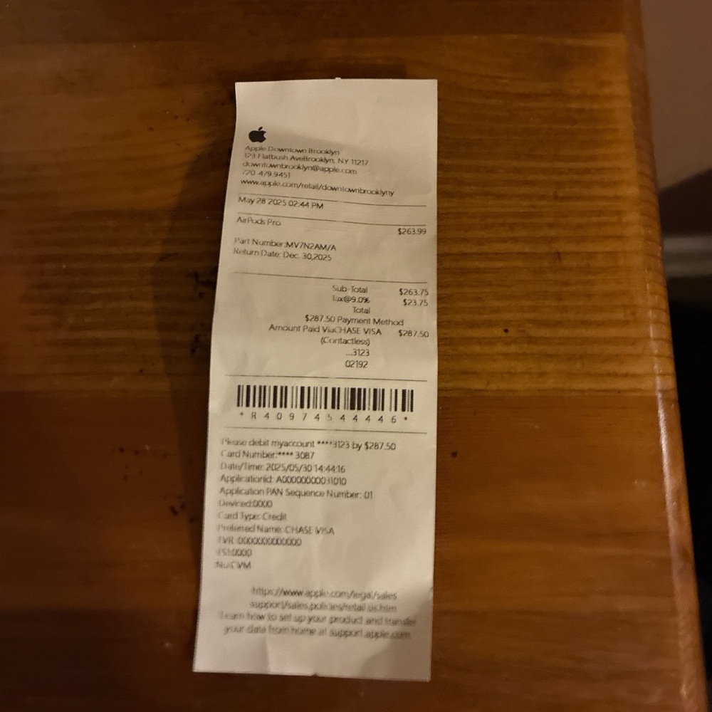 Apple White Wireless Earbuds - Picture 4 of 4